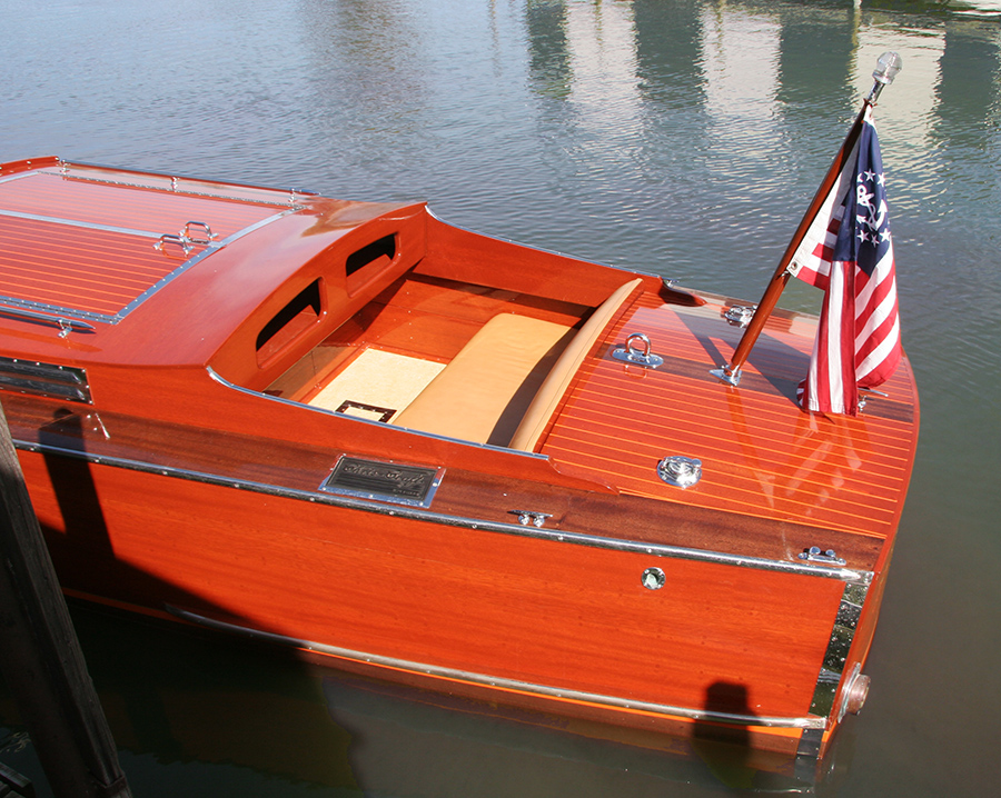 1928 26' Chris Craft Triple Cockpit rear cockpit seat and cubbies