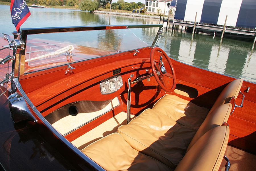 26' Chris Craft Triple Cockpit dash and steering wheel