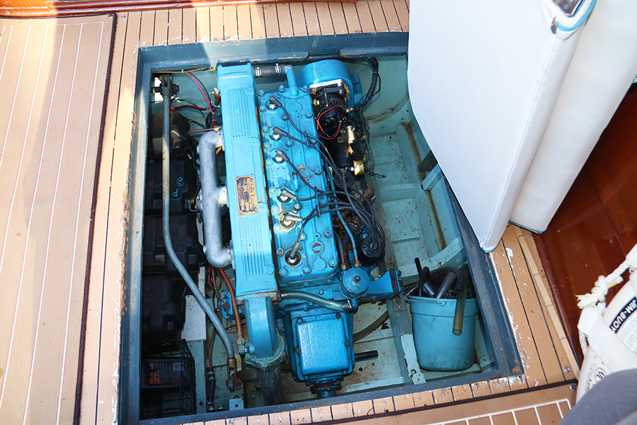 Classic Chris Craft Cabin Cruiser Starboard Engine