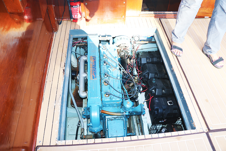 Classic Chris Craft Cabin Cruiser Port Engine