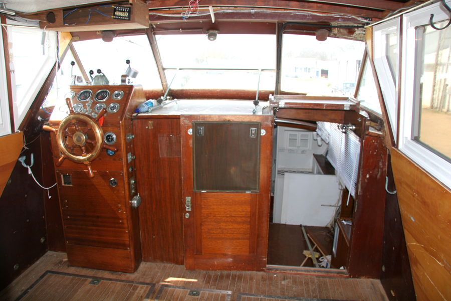 large constellation project cabin cruiser teak floor