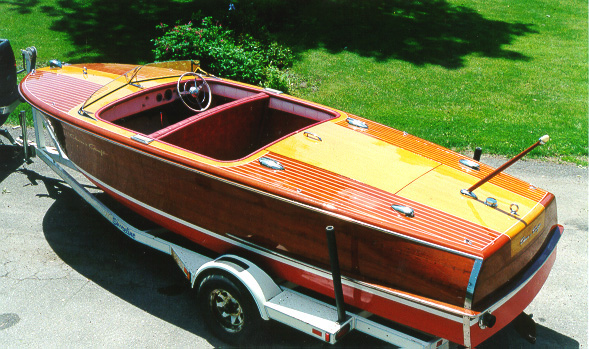 Classic Boats - 1950 - 1954 Chris Craft Riviera