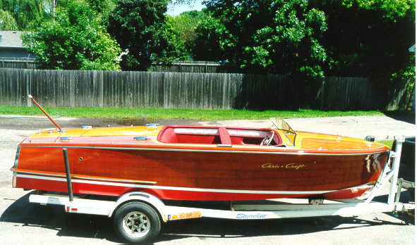 Classic Boats 1950-1954 Chris Craft Riviera
