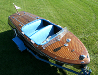 1949 17 ft Deluxe Runabout