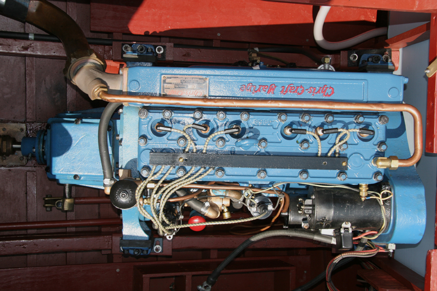 Chris Craft 6-cylinder K 95 hp engine