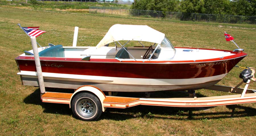 1964 17' Classic Chris Craft Ski Boat