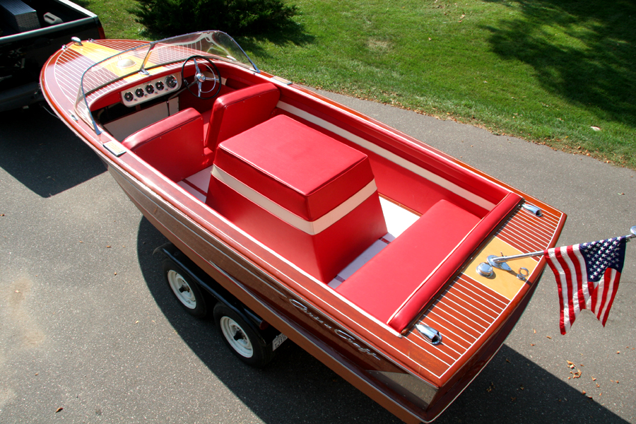 1959 18 ft Chris Craft Continental Classic Utility