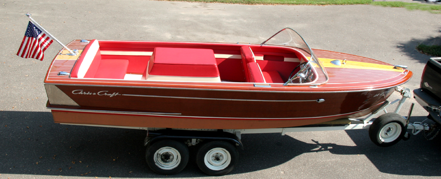 1959 18 ft Chris Craft Continental - Antique Wooden Boat
