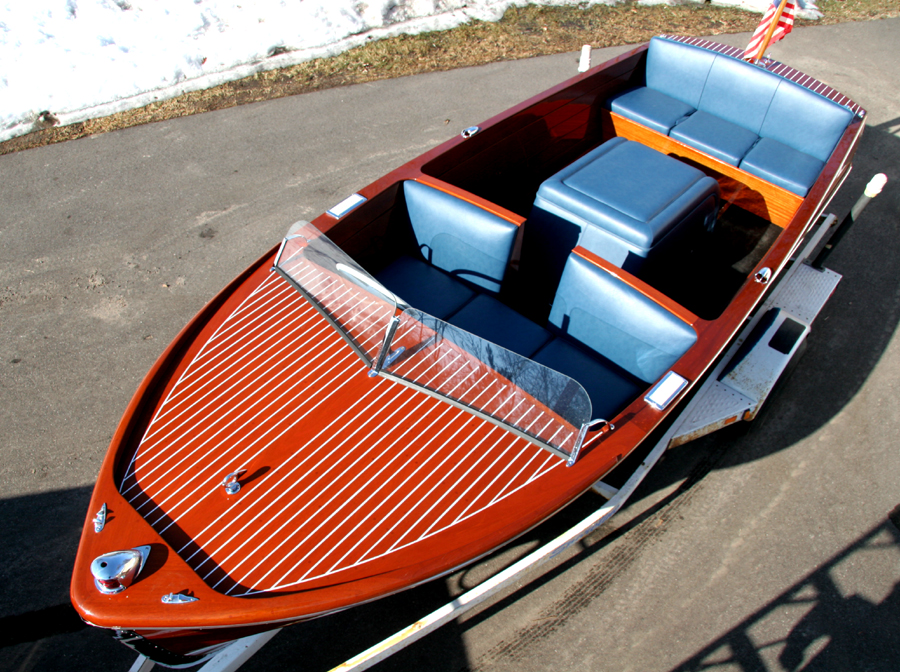 Wooden Boat - 1951 18' Sportsman