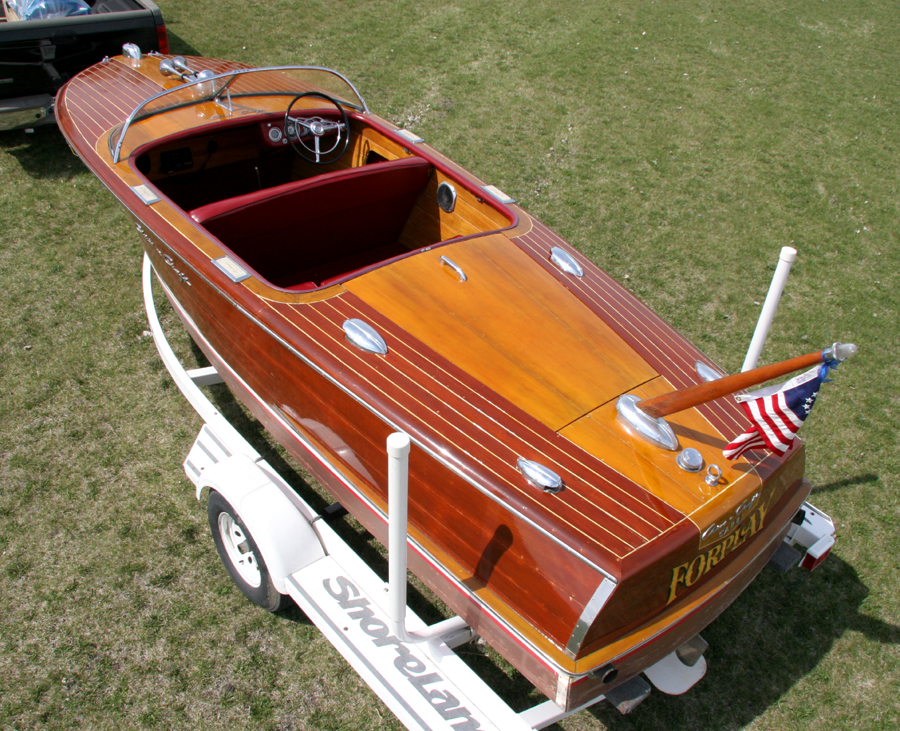 Classic Wooden Runabout