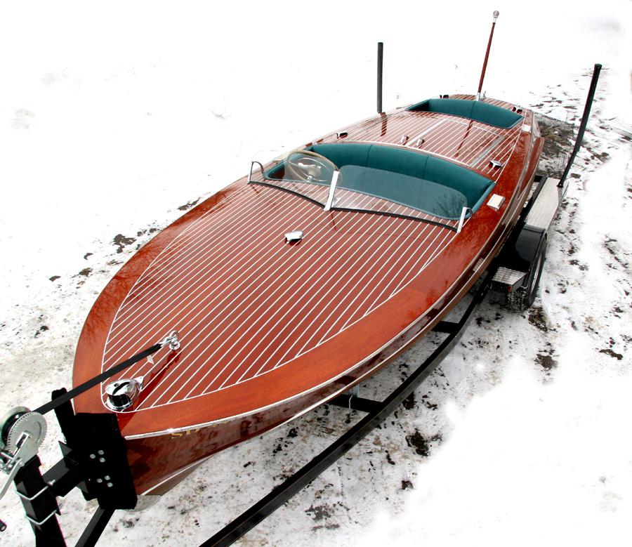 1950 19 ft Chris Craft Racing Runabout