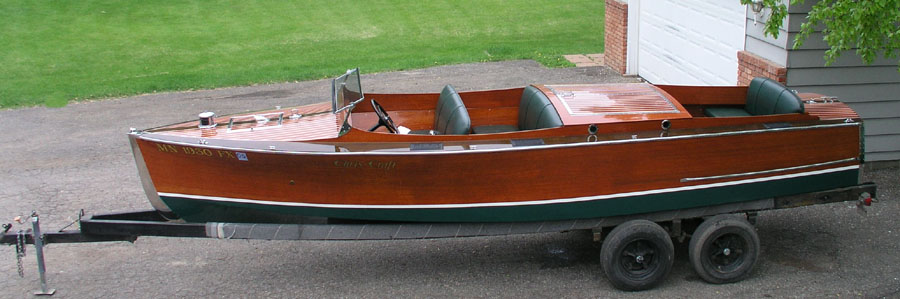 Antique Boats - 1930 22 ft Chris Craft Triple Cockpit Custom Runabout