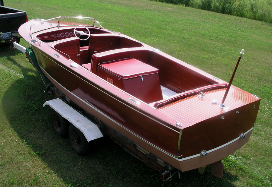 1940 25' Chris Craft Sportsman Wooden Boat